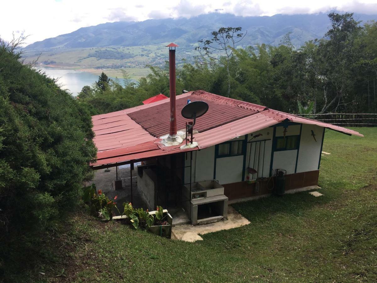 Villa La Cabana Del Lago Calima Exterior foto